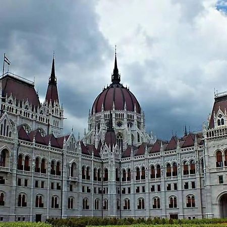 1#Parliament Sunflower Apartments Room Budapest Exterior photo